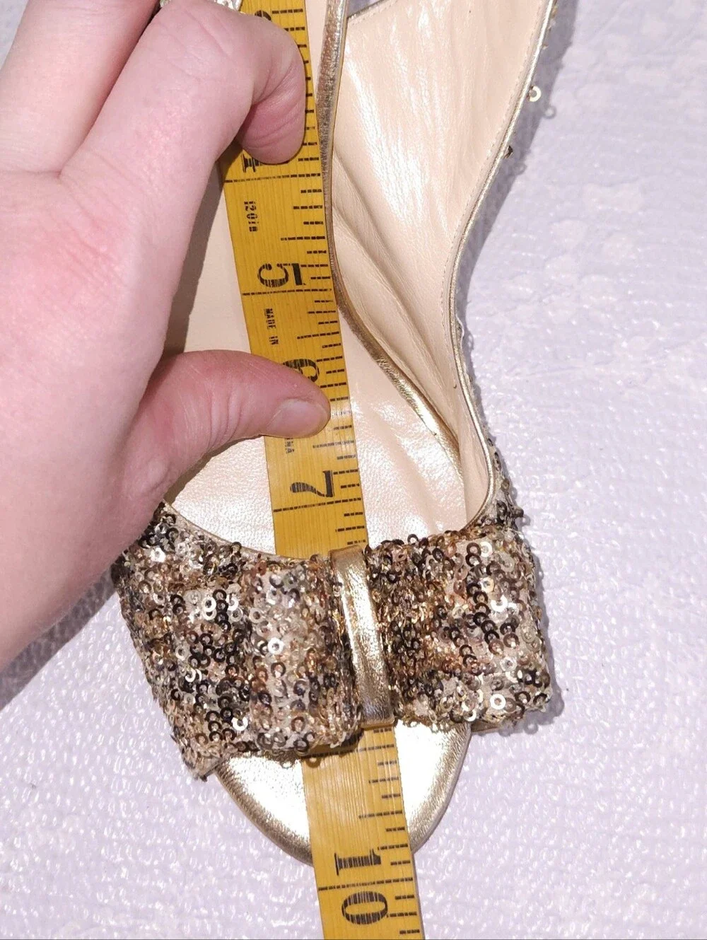 KATE SPADE Sawyer Sequin Bow Pumps Gold Slingback Peep Toe Heels US 8